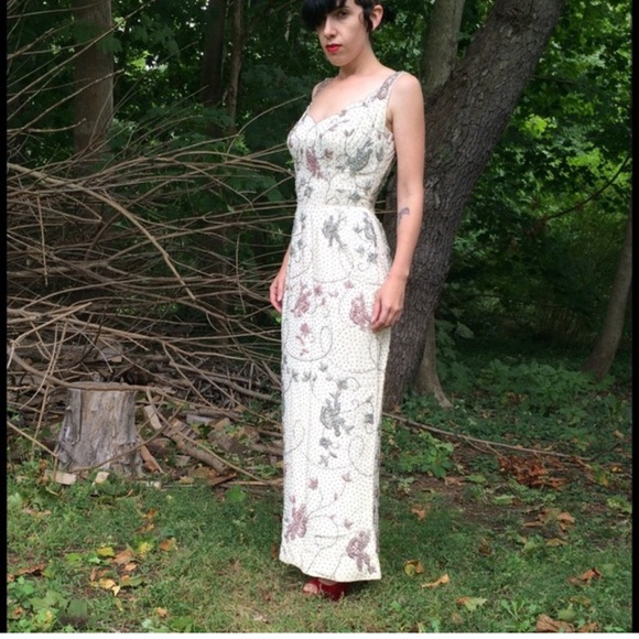 Mignon high End Designer Heavily Beaded Evening Gown Dress - Picture 3 of 9